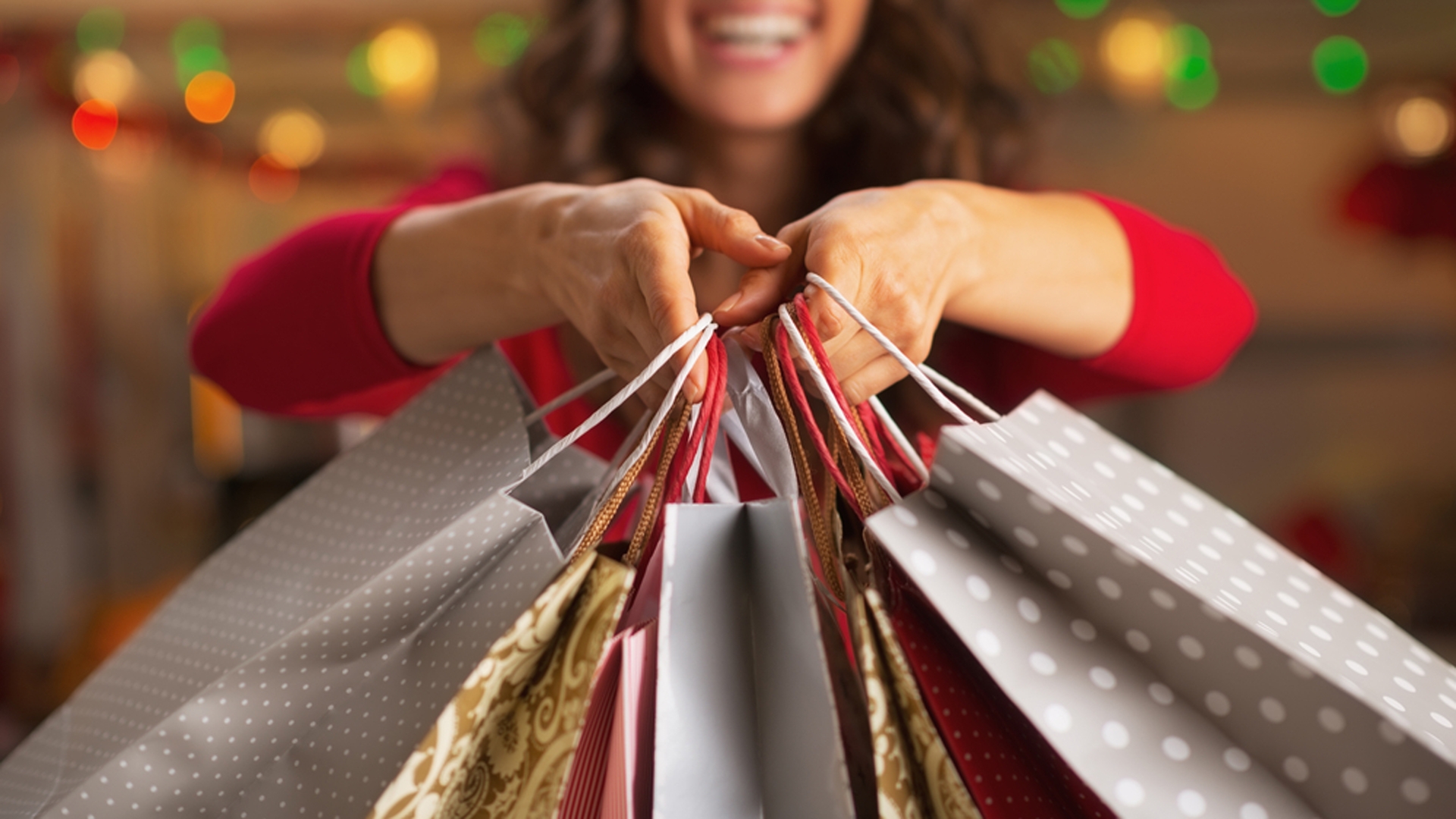 Compras de Navidad: se duplica la intención de dar regalos de mayor valor