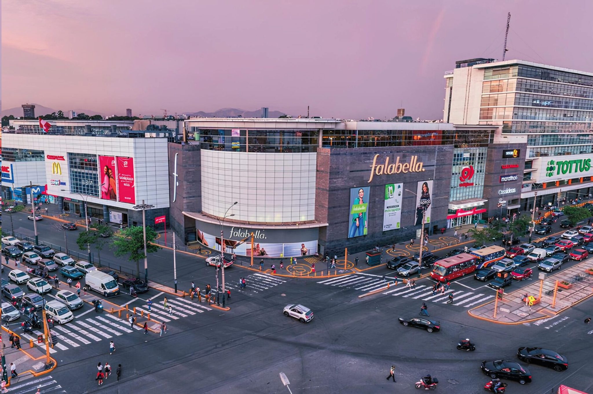 Grupo Falabella acelera su expansión y consolida a los centros comerciales como eje de su crecimiento