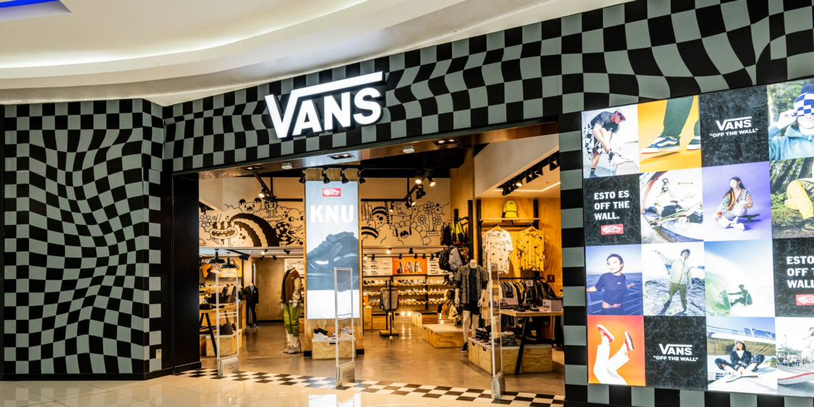 Vans llega a Plaza Norte y proyecta dos nuevos locales este año